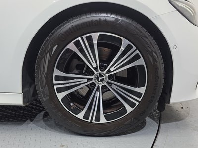 MERCEDES-BENZ E-CLASS - 6