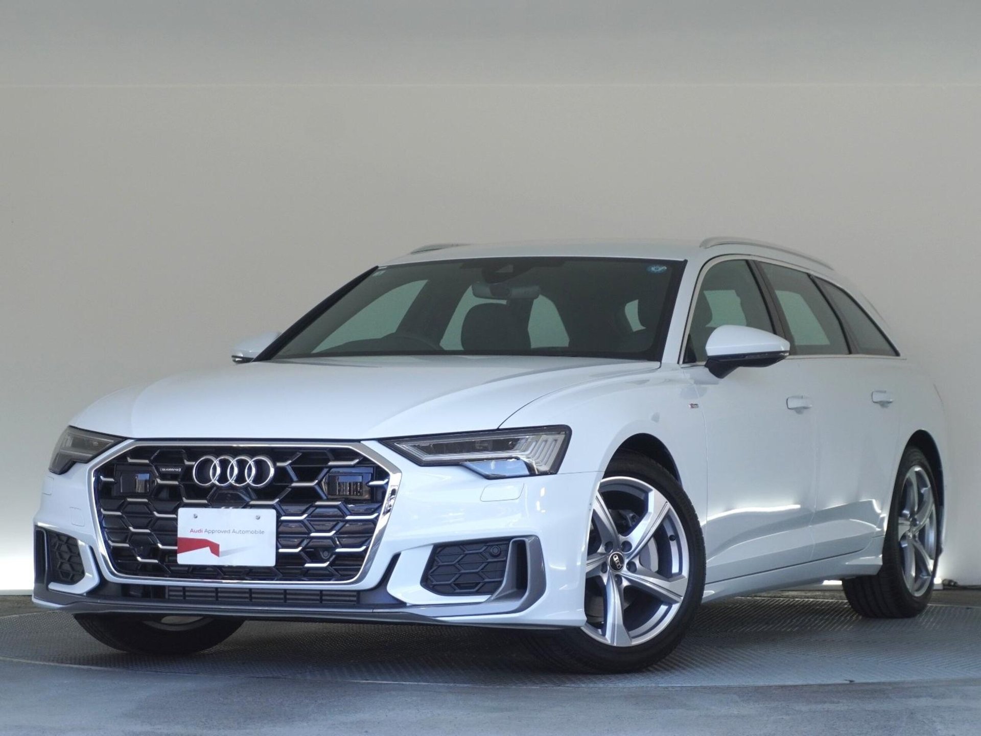 صورة 1 لـ 2026 AUDI A6 AVANT