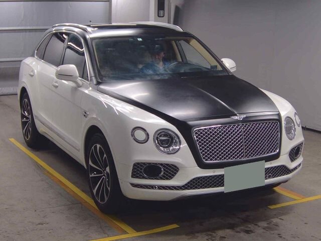 صورة 1 لـ 2017 Bentley BENTAYGA
