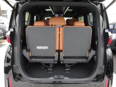 TOYOTA VELLFIRE - 9