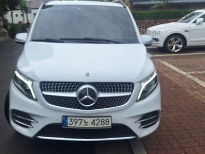 2021 MERCEDES-BENZ V-CLASS 照片 2
