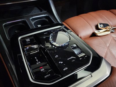 BMW 7 SERIES - 9