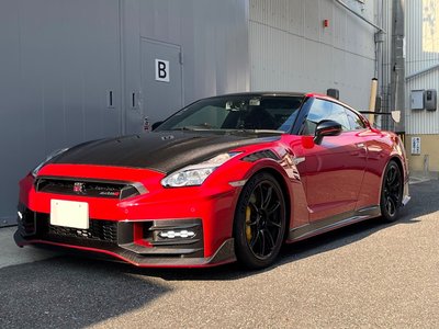 NISSAN GT-R
