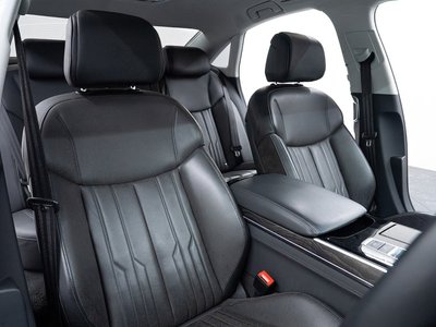 صورة 9 لـ 2021 AUDI A8