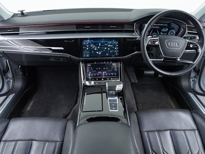 صورة 8 لـ 2021 AUDI A8