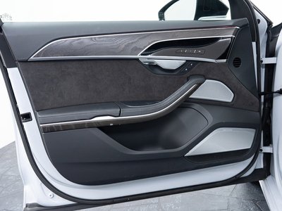 صورة مصغرة 37 لـ 2021 AUDI A8