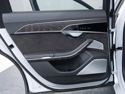 صورة مصغرة 46 لـ 2021 AUDI A8