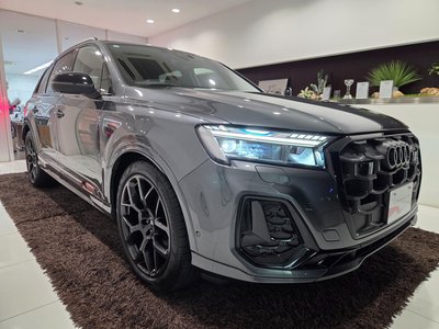 AUDI Q7 - 7