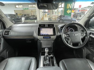2019 Toyota LAND CRUISER PRADO — фото 3