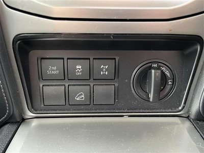 2019 Toyota LAND CRUISER PRADO — миниатюра 17