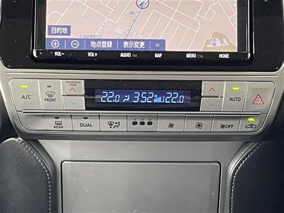 2019 Toyota LAND CRUISER PRADO — миниатюра 18