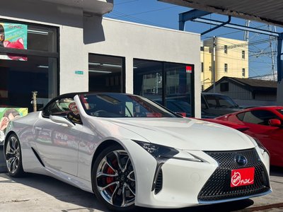 صورة 16 لـ 2023 Lexus LC CONVERTIBLE