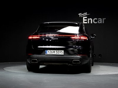 PORSCHE CAYENNE - 4
