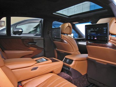 صورة مصغرة 54 لـ 2018 Lexus LS