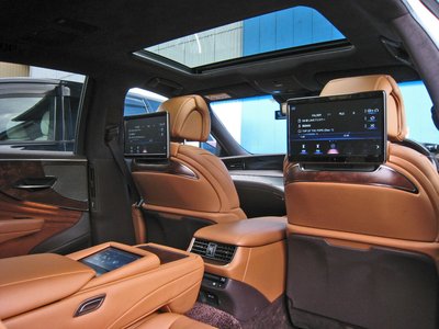 صورة مصغرة 56 لـ 2018 Lexus LS