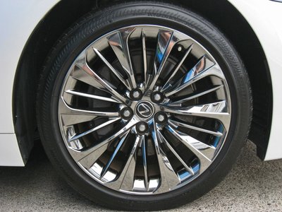 صورة مصغرة 14 لـ 2018 Lexus LS