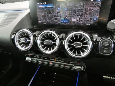 2025 Mercedes-BENZ GLA AMG thumbnail 12