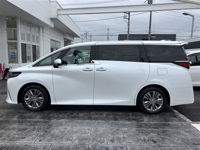2023 TOYOTA ALPHARD photo 8