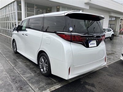 2023 TOYOTA ALPHARD photo 10