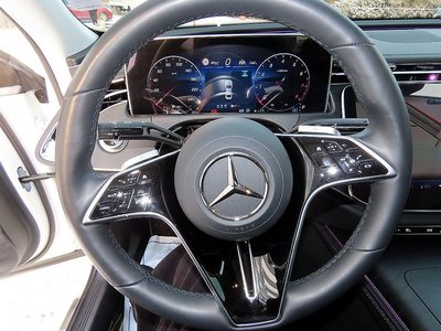 MERCEDES-BENZ E-CLASS - 8