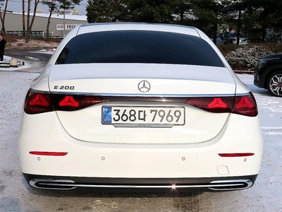MERCEDES-BENZ E-CLASS - 3
