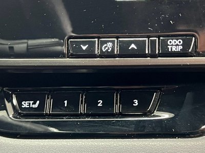 صورة مصغرة 55 لـ 2023 Lexus RX