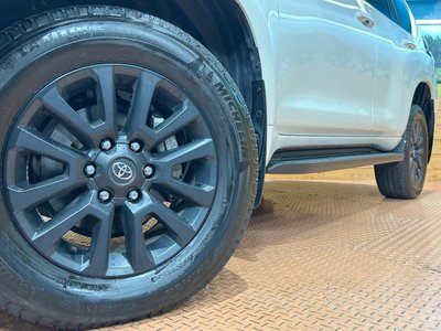 2023 Toyota LAND CRUISER PRADO 缩略图 14