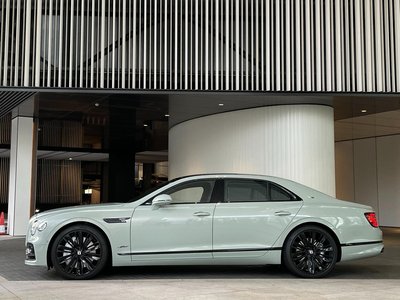 BENTLEY FLYING SPUR - 3