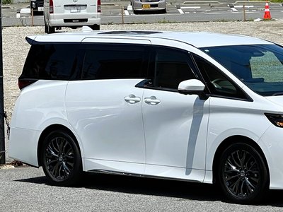 TOYOTA VELLFIRE - 8
