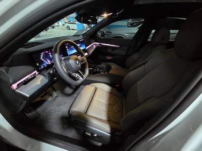 BMW 5 SERIES - 4