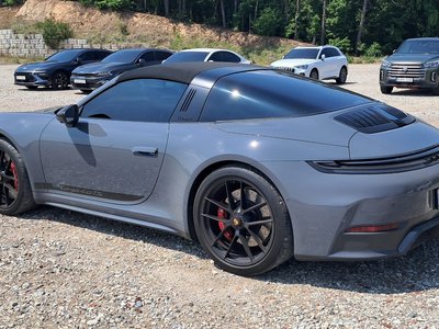 PORSCHE 911 - 2
