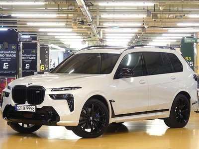 2024 BMW X7 照片 1