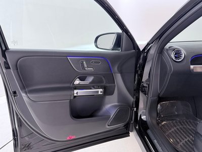 صورة مصغرة 36 لـ 2025 Mercedes-BENZ GLB