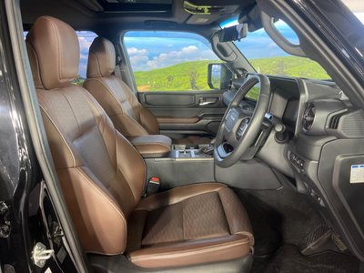 TOYOTA LAND CRUISER 250 - 8