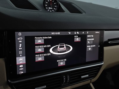 2021 Porsche CAYENNE — миниатюра 33
