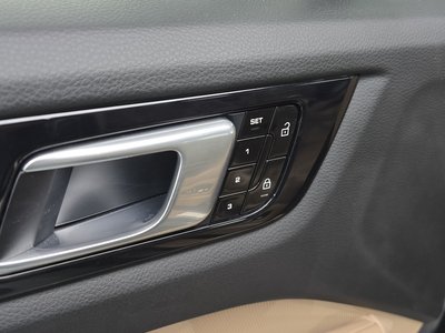 2021 Porsche CAYENNE — миниатюра 29