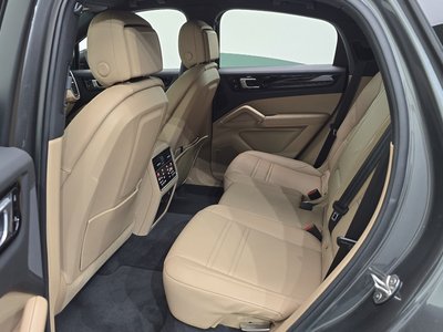 2021 Porsche CAYENNE — миниатюра 25
