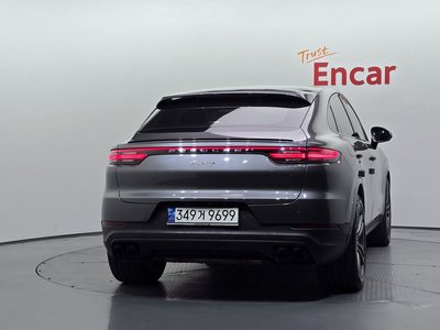 2021 Porsche CAYENNE 照片 4