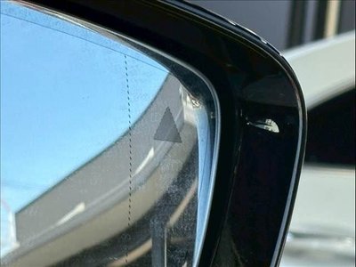 BMW 8 SERIES GRAN COUPE - 8