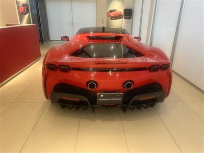 FERRARI SF90 STRADALE - 10