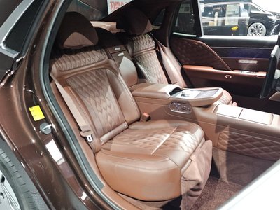 2022 Genesis G90 (RS4) — миниатюра 17
