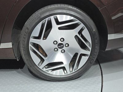 صورة 8 لـ 2022 GENESIS G90 (RS4)