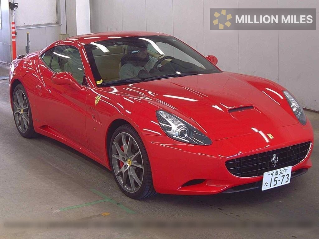 FERRARI CALIFORNIA - View 1