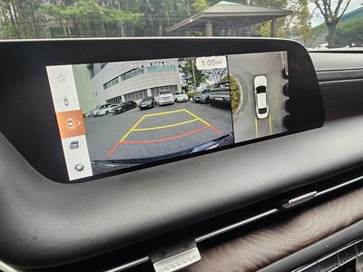 2022 Genesis G90 photo 10