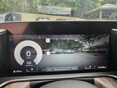 2022 Genesis G90 photo 7