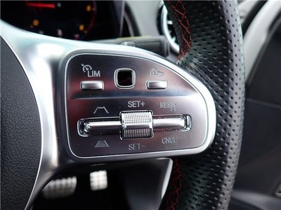 2021 Mercedes-BENZ GLB — миниатюра 26