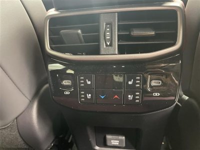 صورة مصغرة 12 لـ 2023 Lexus RX