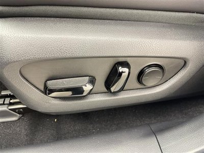صورة مصغرة 25 لـ 2023 Lexus RX