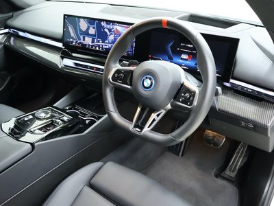 BMW I5 - 4