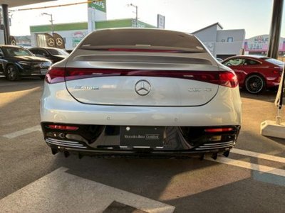 MERCEDES-BENZ EQE AMG - 3